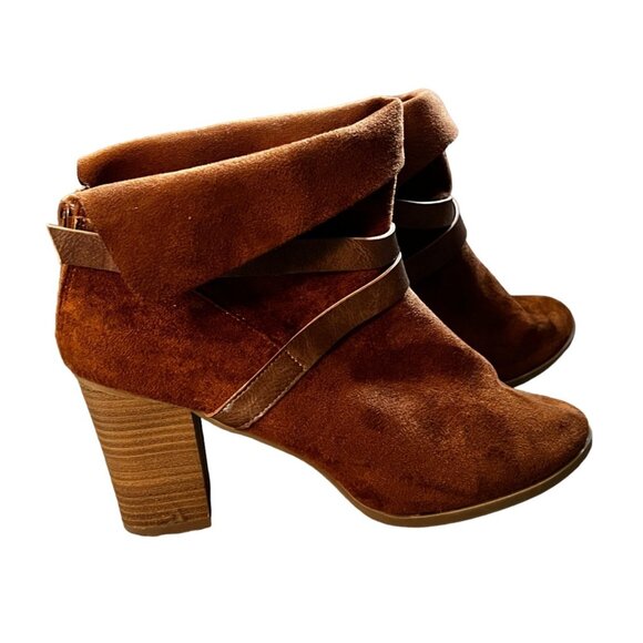 New Directions Jorie Strap Cognac Suede Ankle Boots Sz 10 Womens Chunky 3" Heel - Picture 8 of 16